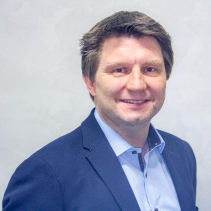 Dr. Tobbias Schlömer