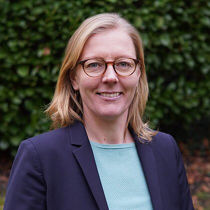 Dr. Judith Glüsenkamp