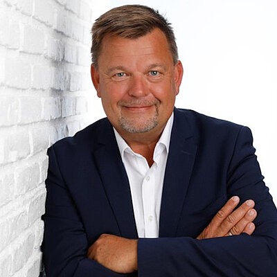 Dr. Peter Pirner
